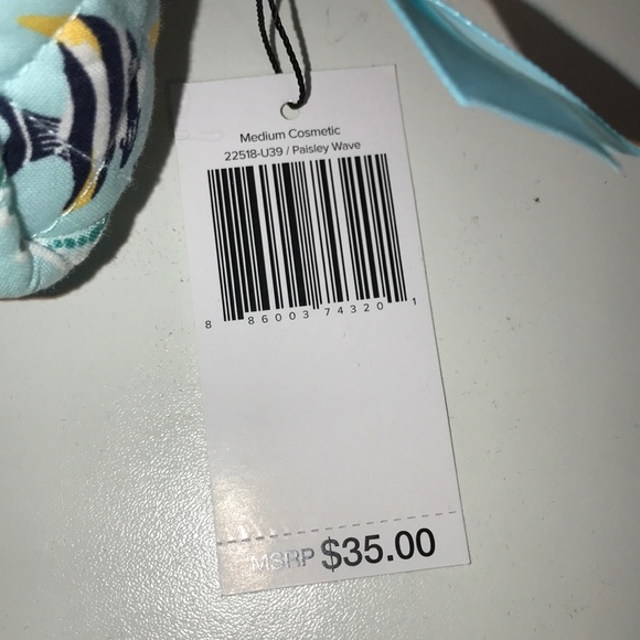 Brand new with tags Vera Bradley Paisley Wave medium makeup bag - Picture 8 of 8